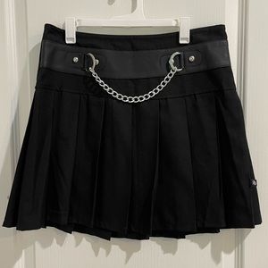 Royal Bone Black Pleaded Chain Front Skirt Small